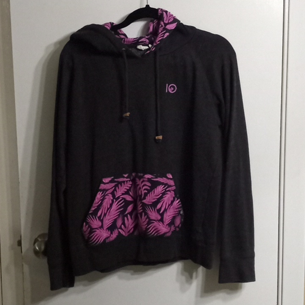 10 tree Hoodie